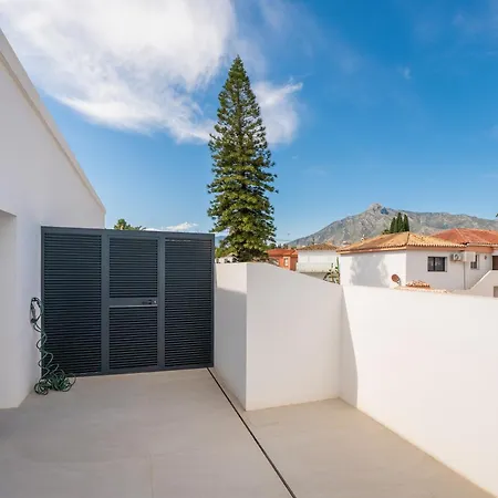 Beachside 8 Ensuite 2 Private Pools Villa *